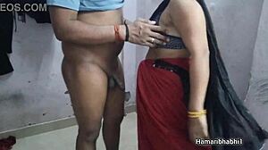 Desi bhabhi spreads her legs for hot Indian wife sex right in her saree