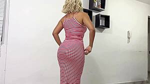 Shorts Sex Videos - Tight Denim Teasing