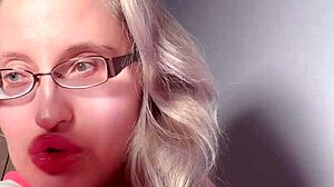 Bimbo Goddess Demands Lipgloss Worship in Captivating Webcam Findom
