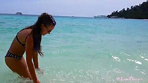 lita phoenix kicks off her thailand adventures with feet joi, follow my new twitter nao!