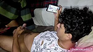 mi mejor amigo juega free fire y yo le chupo la pija pa que pierda alisongonzalez26