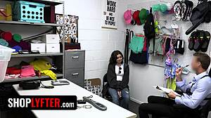 😈 Curvy shoplifter babe's big ass deal: blowjob and fuck for freedom with officer!