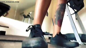 spy on that giantess towering during intense fetish workout.