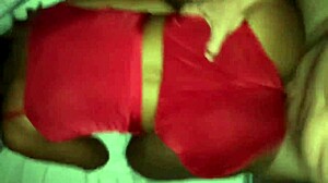 Amateur creampie threesome with corno's hot friend. Real homemade menage a trois fills her up tight.
