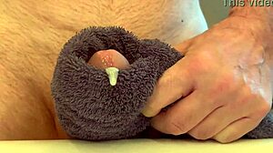 WATCH ME STROKE COCK TO MASSIVE CUMSHOT ORGASM CLOSE-UP!