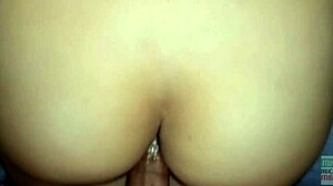 Young tight pussy tempts with fresh hot amateur play