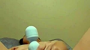 watch my pussy clench super tight as i cum hard on fuck me friday