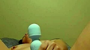 watch my pussy clench super tight as i cum hard on fuck me friday