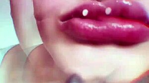Kinky Nude-Lipped Goddess Teases Slave in Glasses Fetish