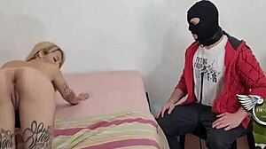 Watch cuck hubby bring hot wife for old friend's pussy pounding