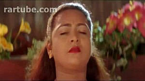 chubby mallu aunt bares nude body in hot indian scene