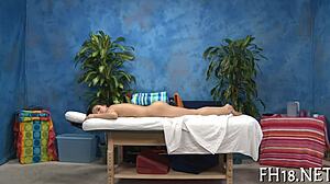 hey wanna feel this massage vibe 😏