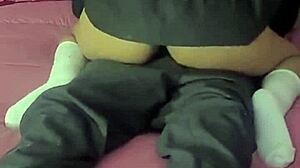 Petite Mexican teen student sneaks homemade cowgirl ride with boyfriend