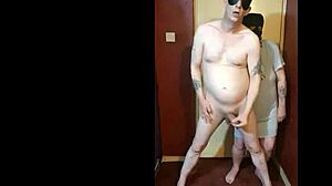 i let girlfriend kelly blindfold humiliate me naked on cam for huge cumshot