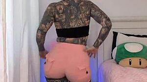 Gym Haul in Tights Has Melody Radford's Big Ass Bursting Out!
