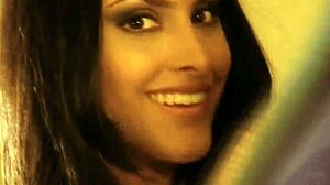 Bollywood MILF strips nude erotic dance tease