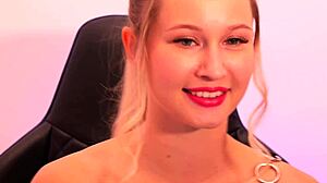 Red Lipstick Beauty Fingers and Sucks Her Toy