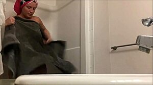 wanna catch this curvy big ass babe showering hidden?