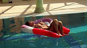 Heidi's Juicy Canadian Milf Tits and Ass Tease Underwater Pool Masturbation