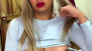 Rica transsexual milks her cock at home casually