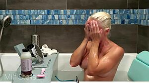 i'm bathing n shaving stella's pussy body e01 milf stella so smooth wow