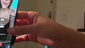 Hey safadinhos, watch this skinny teen camgirl provoke you hard