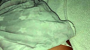 i can't believe how easy my curvy latina sister-in-law spreads for small cock creampie