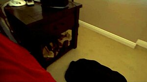 Stepmom Sheena Ryder moans after workout needing creampie release