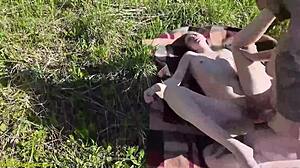 Sunbathing turns into public rough fuck lesson 😈