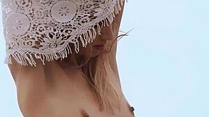 skinny italian milf blondie farncy torino balloons beach play 🏖️🎈