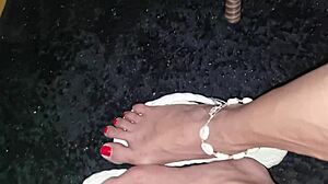 Latina milf casually fingers her juicy pussy solo on the hot outdoor grill during casting