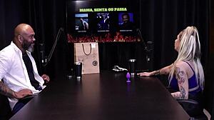 Loira Julia Fontanelli shows tits after anal stress game mama senta ou passa on sheer red