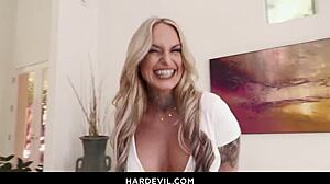Stephanie Loves Creampie with Curvy Big Tits Blonde Girls Ass Pussy