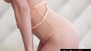 whoa check out daniela's all-natural pussy reveal 😍🔥
