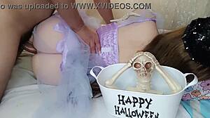 hijastra tetona in sexy witch cosplay takes first anal pounding