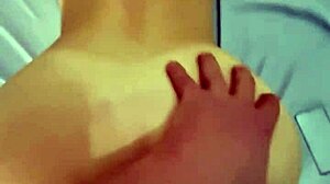 esposa com peitos durinhos de tesão senta gostoso e depois de quatro 😍🍑💦