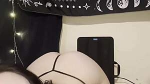 omg daddy do you love my goth teen fattass bent over arching for you? 🍑😈