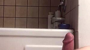 Steamy solo play builds to a hot cumshot right before stepping into the shower
