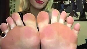 teacher sends her cute teen feet video