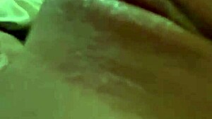 omg mira mi rica vagina 😍 me masturbo con dildo tan rico 🔥