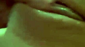 omg mira mi rica vagina 😍 me masturbo con dildo tan rico 🔥