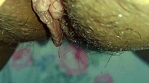 Chubby homemade bbw teases her huge pulsing clit until wet orgasm drips