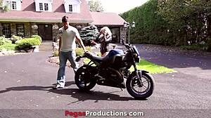 Pegas Productions Features Vyxen Steel Squirting Outdoors