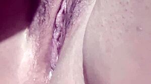 i love licking this mature latina housewife's tasty pussy