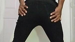 stretch that ass during workout join me for 7 minutes of exercise