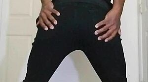 stretch that ass during workout join me for 7 minutes of exercise