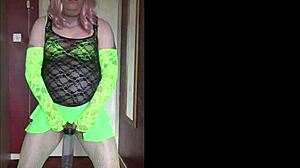 sissy piss lover, fill my tube so i swallow every drop?
