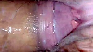 omg my cute gf's pussy creams all over my dick... so yummy!!