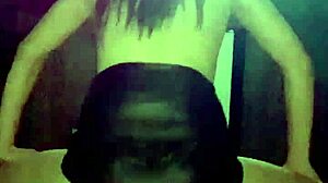 Amateur couple dancin dançando funky homemade hotel romp