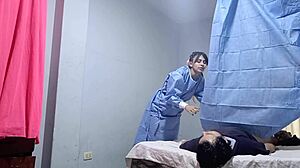 la enfermera sucia no imaginaba mi polla dentro de su coño mojado